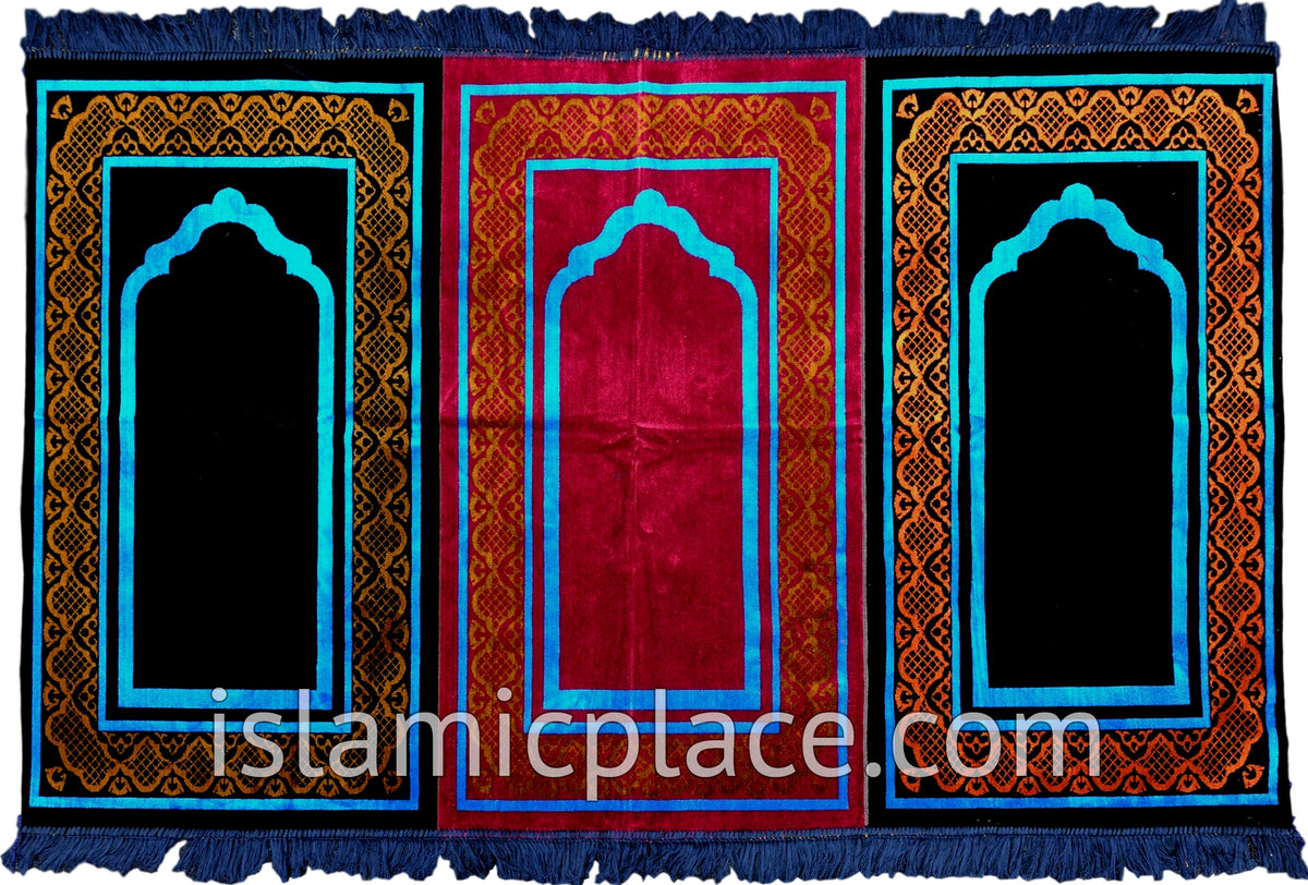 Hassan Family Prayer Rug (3-4 People)