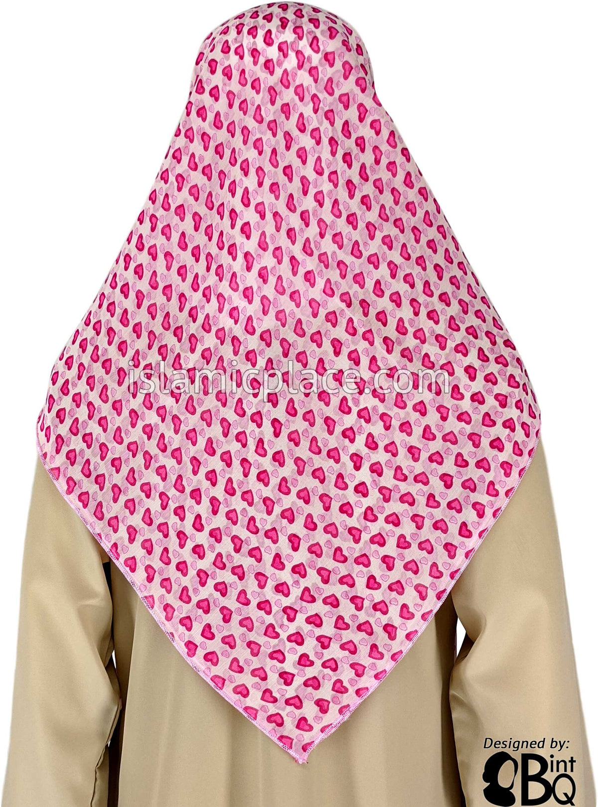 Bubblegum And Fuchsia Heart In Heart Design On White - 45&quot; Square Printed Khimar