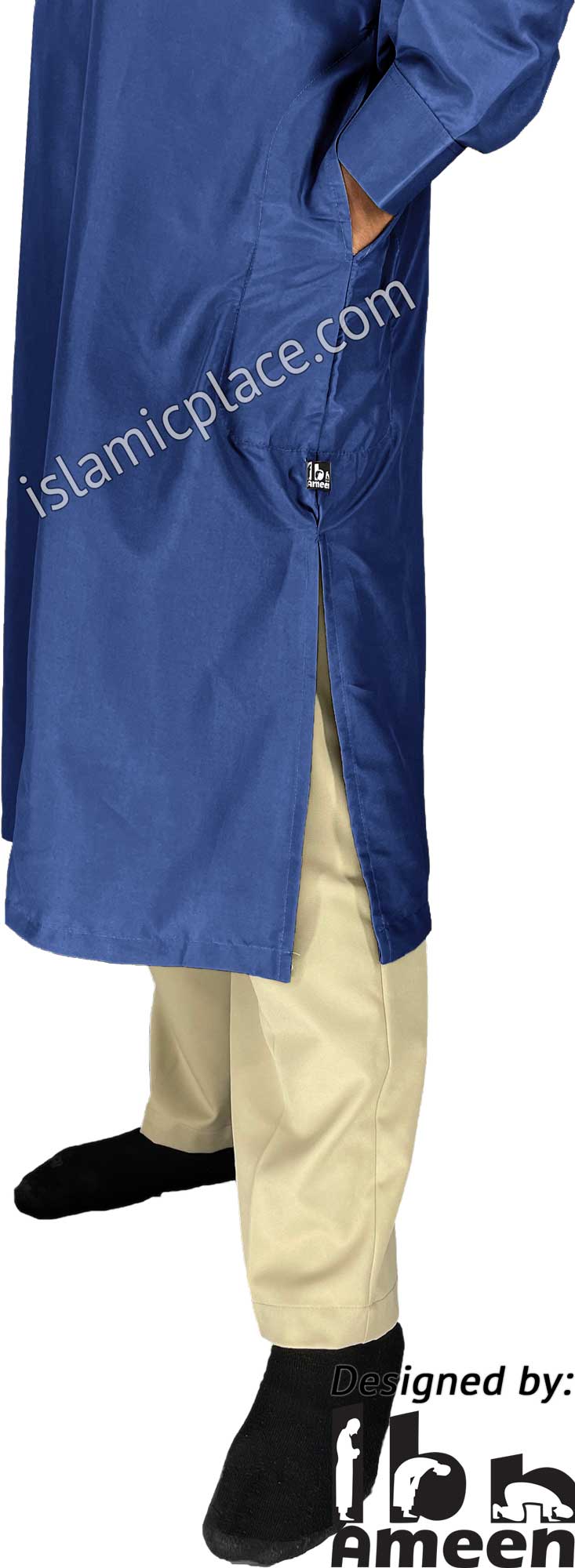 Royal Blue - Men Saudi Ad-Daffah Plain Kameez by Ibn Ameen with Visible Buttons